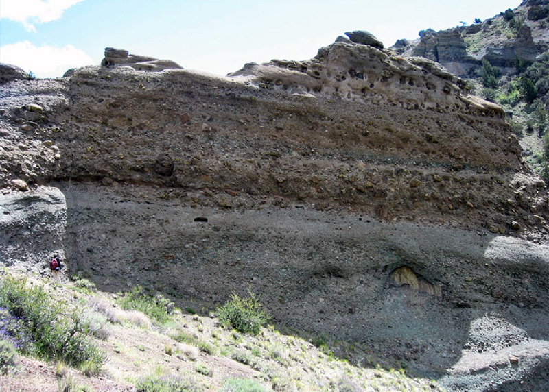 Figure 2: Sedimentary rocks in the Warner Range.
